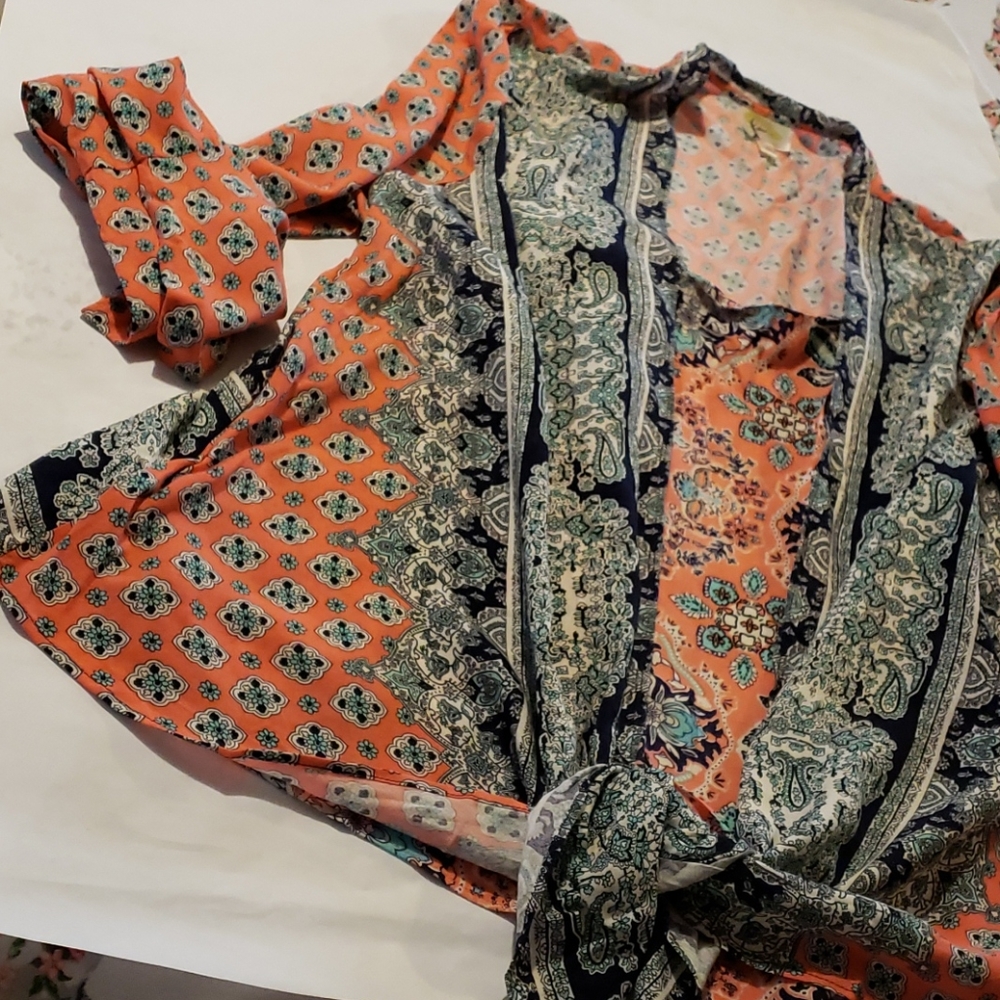 Long sleeve top